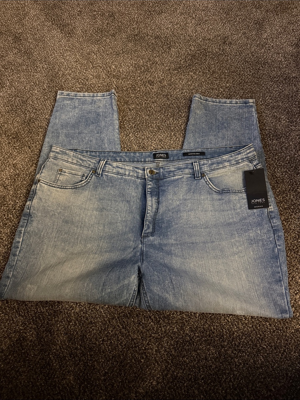 NWT Jones New York Light Wash Lexington Ankle Stretch Jeans